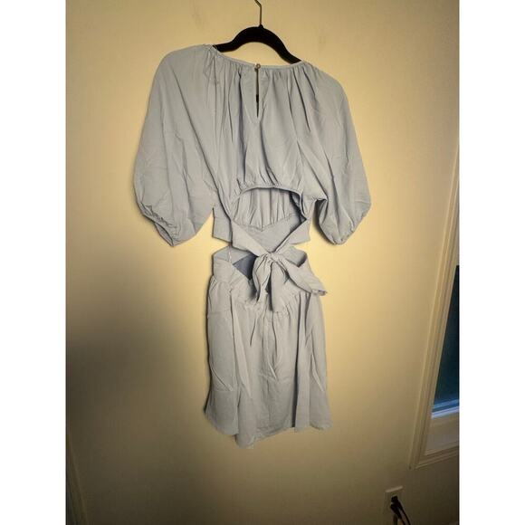 Entro Women’s Baby Blue Cut out Puff Sleeve Dress NWT Size Medium - Picture 8 of 9